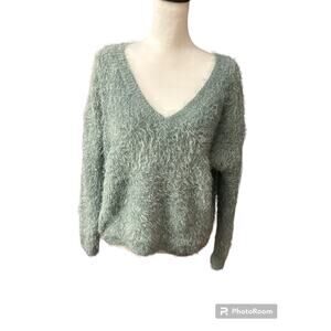 Pink Rose Women's Sweater Fuzzy Green Medium